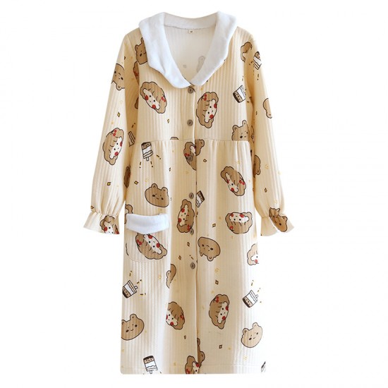 Women's summer thin, loose, short-sleeved artificial cotton loungewear, pajamas, and a fresh floral cotton bra.