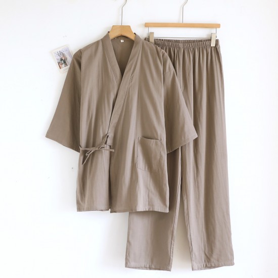 Couples' cotton gauze nightgown, pine tree-style, thin, men's and women's bathrobes, loose cotton kimono pajamas, and loose drawstring mid-length kimono pajamas.