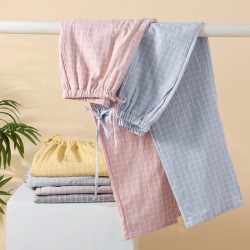 Summer pure cotton men's and women's washed cotton plaid shorts, thin cotton beach pants, outdoor wear.