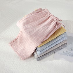 Summer pure cotton men's and women's washed cotton plaid shorts, thin cotton beach pants, outdoor wear.